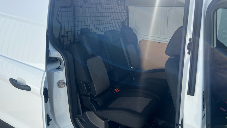 Ford Transit Connect 240 L2 Diesel 1.5 EcoBlue 100ps Leader D/Cab Van